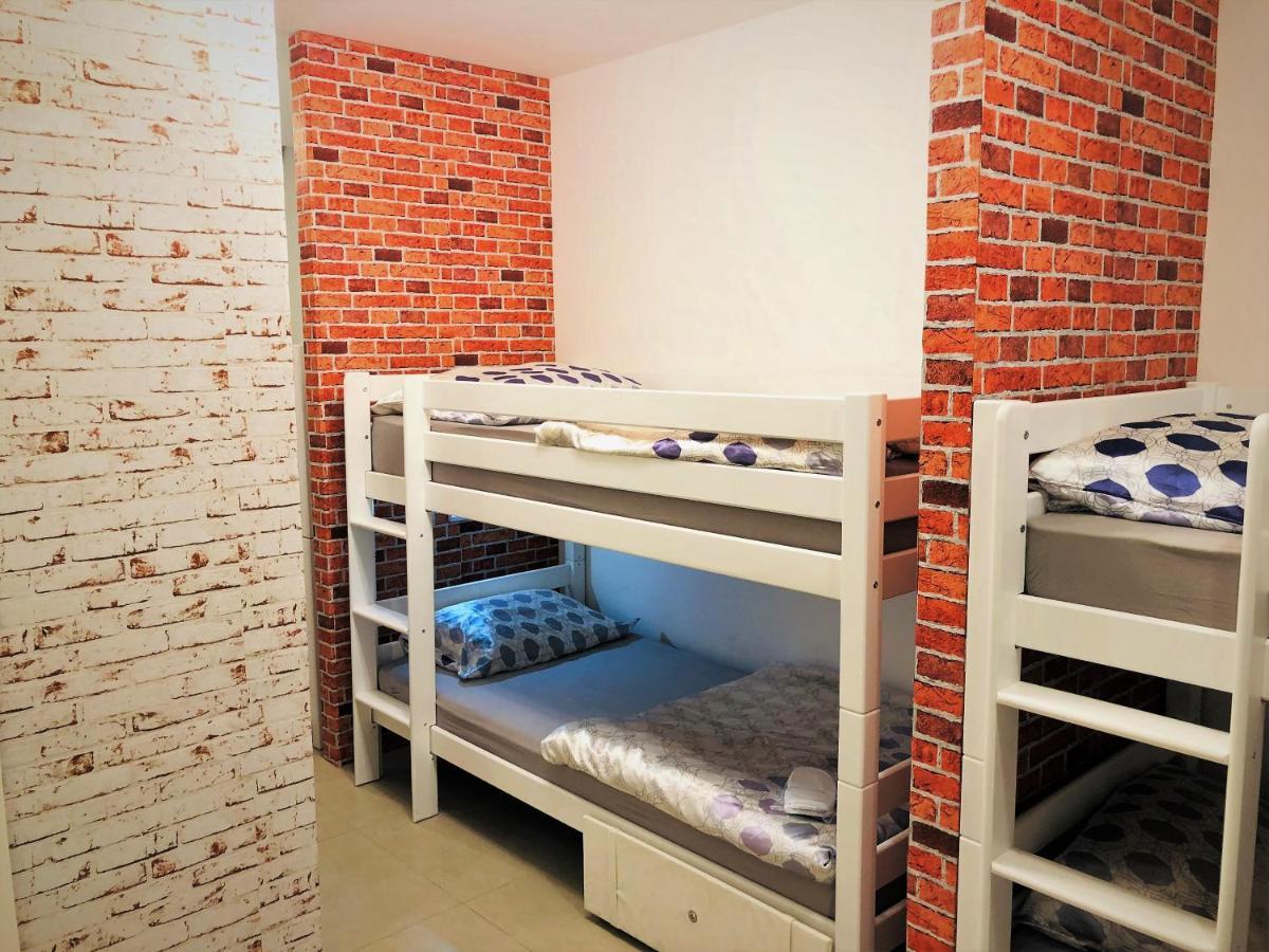 Hostel Ot Split Bagian luar foto