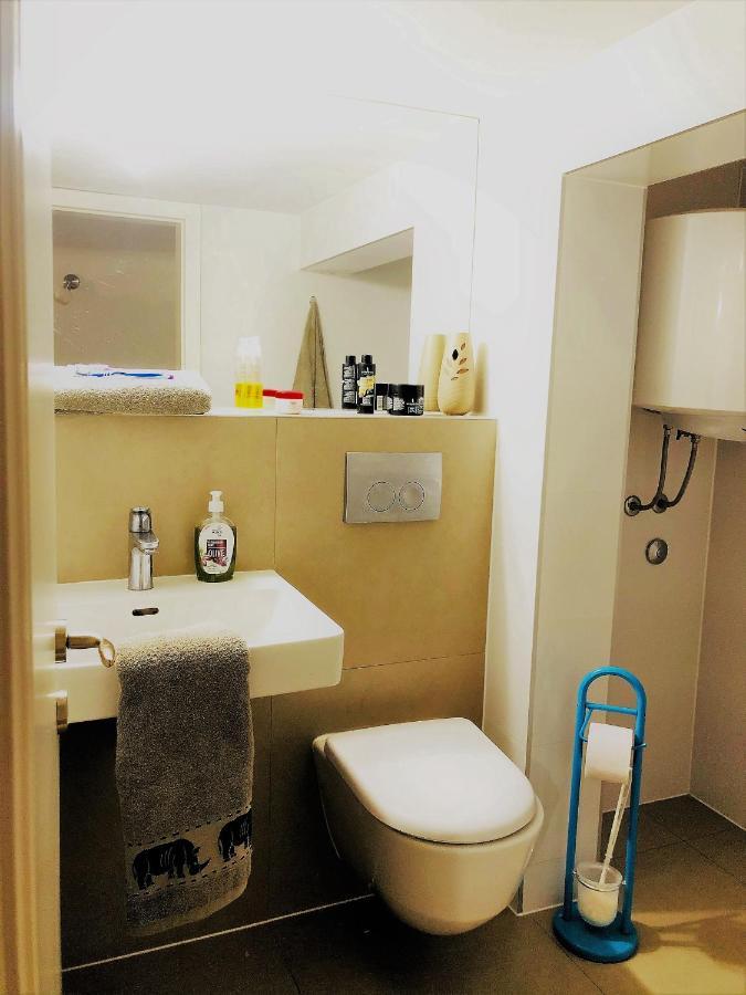 Hostel Ot Split Bagian luar foto