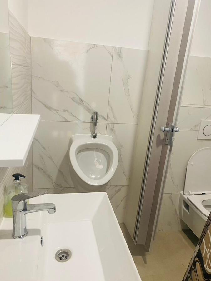 Hostel Ot Split Bagian luar foto